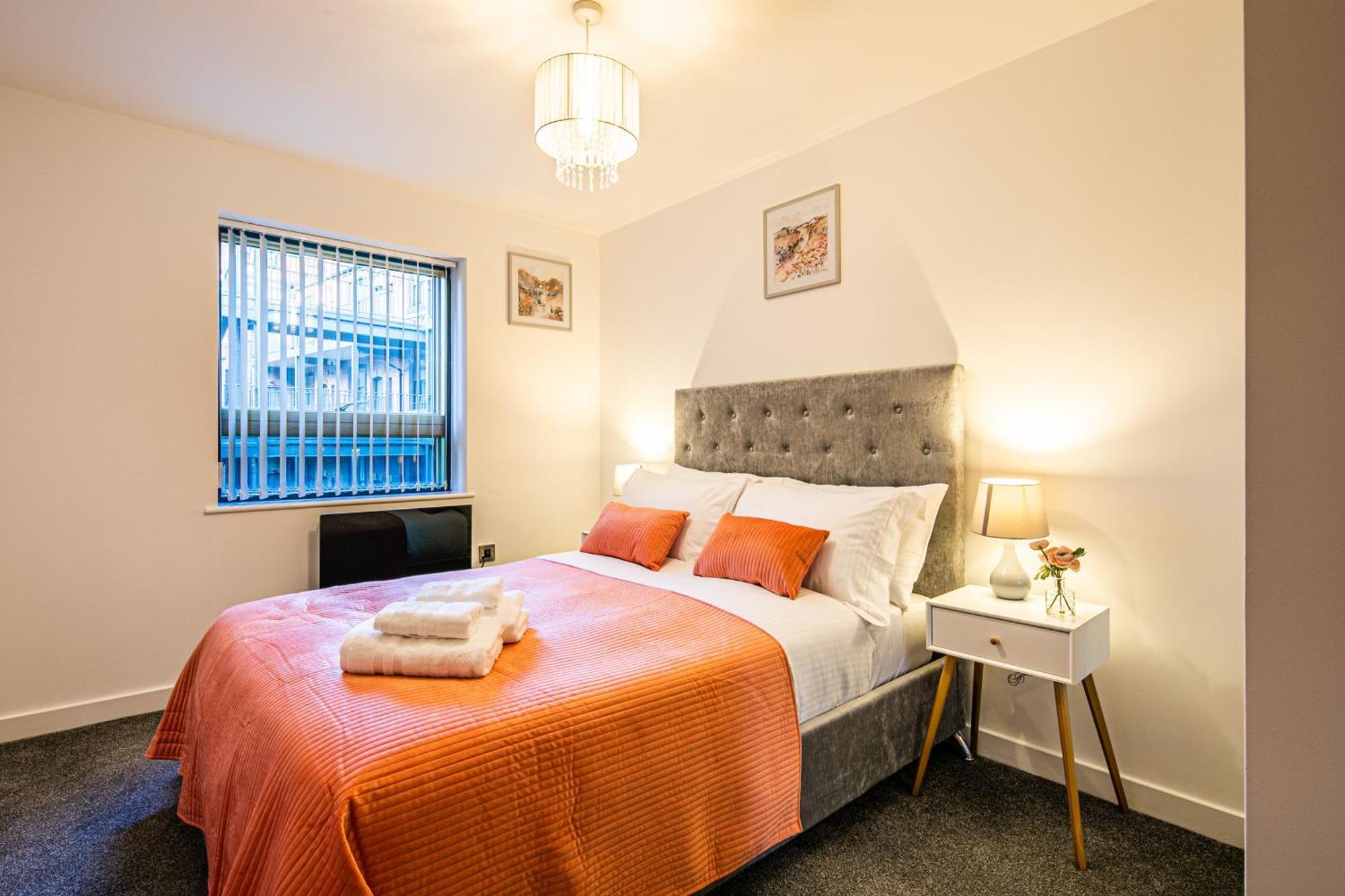 Stylish 2 Bed Apt 18 - City Centre, Free Parking, Espresso Machine & Netflix - Hosted By Stay Host Save Σέφιλντ Εξωτερικό φωτογραφία