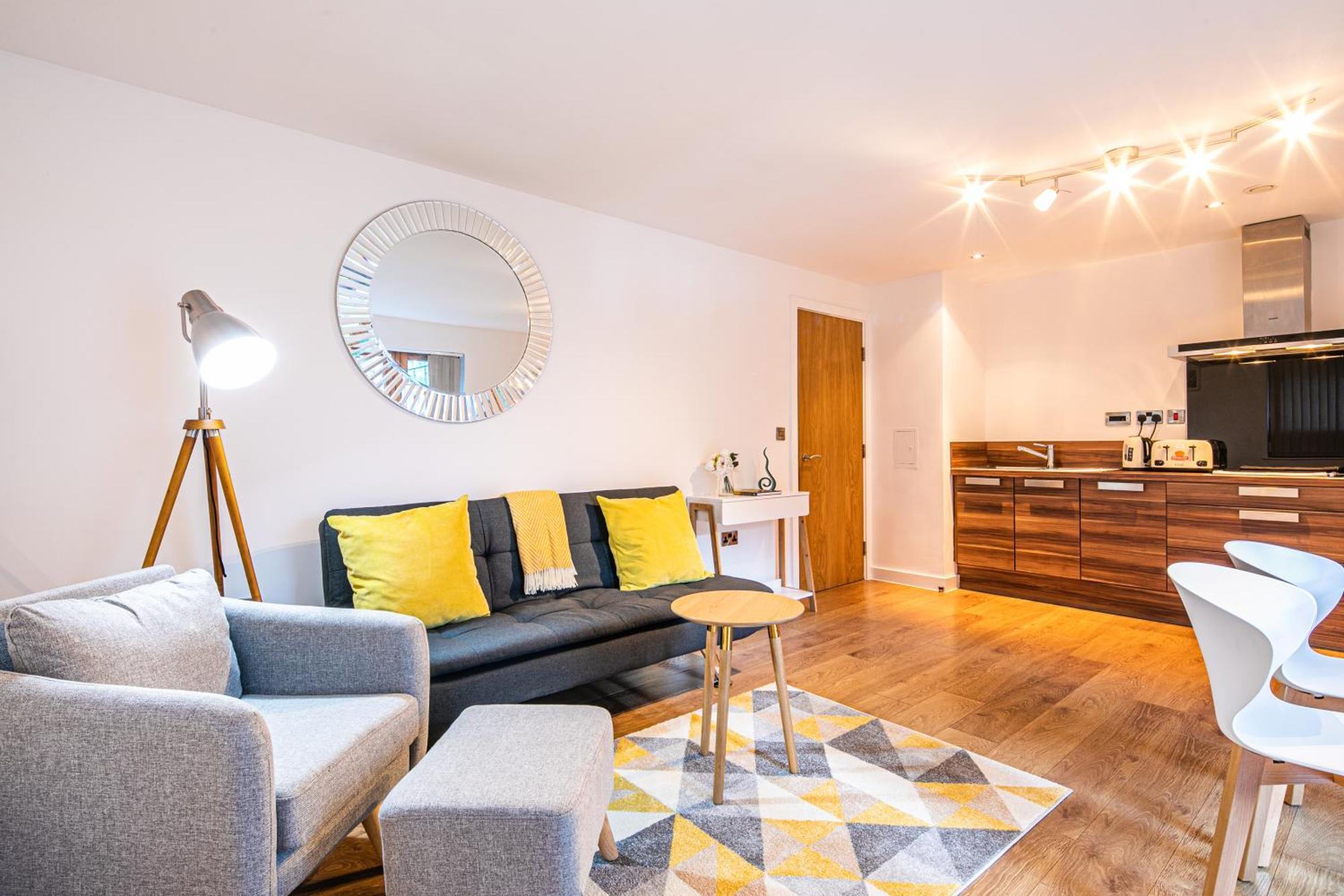 Stylish 2 Bed Apt 18 - City Centre, Free Parking, Espresso Machine & Netflix - Hosted By Stay Host Save Σέφιλντ Εξωτερικό φωτογραφία