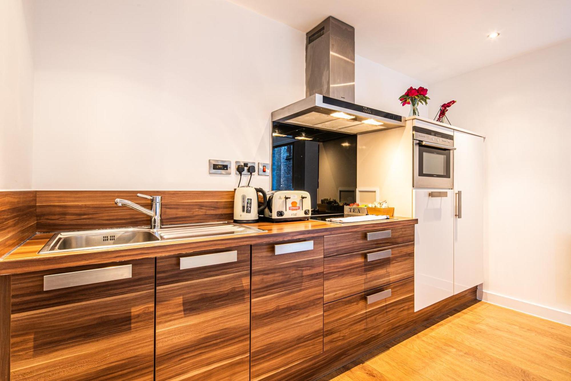 Stylish 2 Bed Apt 18 - City Centre, Free Parking, Espresso Machine & Netflix - Hosted By Stay Host Save Σέφιλντ Εξωτερικό φωτογραφία
