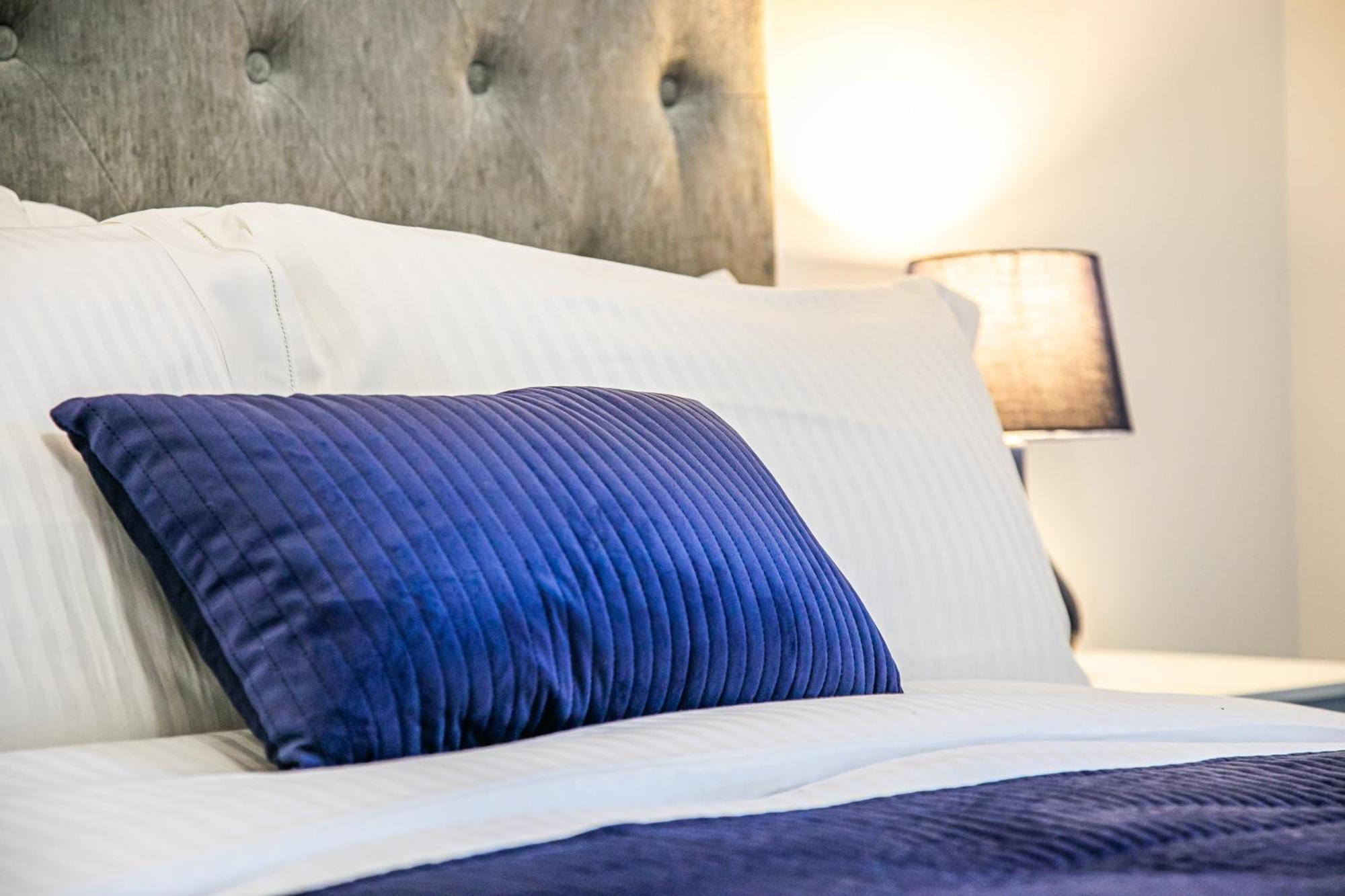 Stylish 2 Bed Apt 18 - City Centre, Free Parking, Espresso Machine & Netflix - Hosted By Stay Host Save Σέφιλντ Εξωτερικό φωτογραφία