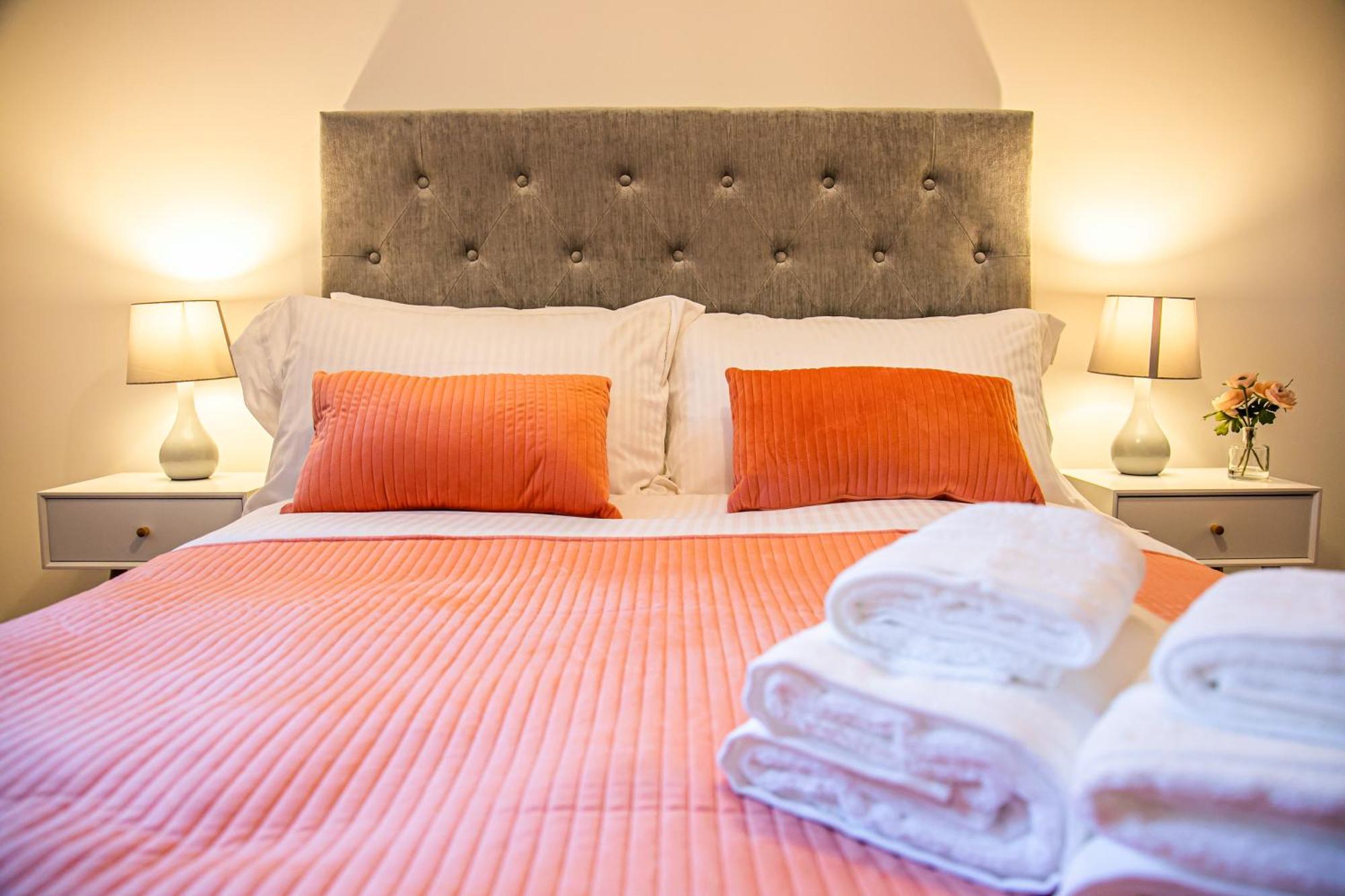 Stylish 2 Bed Apt 18 - City Centre, Free Parking, Espresso Machine & Netflix - Hosted By Stay Host Save Σέφιλντ Εξωτερικό φωτογραφία